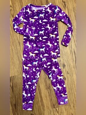 Cat & Jack Purple Unicorn Print Pajama Set - Long Sleeve Top & Pants